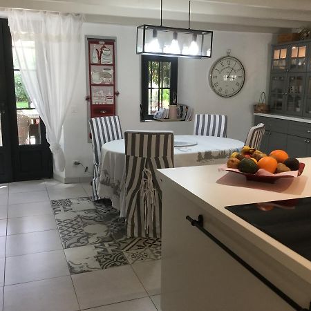 Bed and Breakfast Mas De L'Air - Maison De Charme Noves Exterior foto