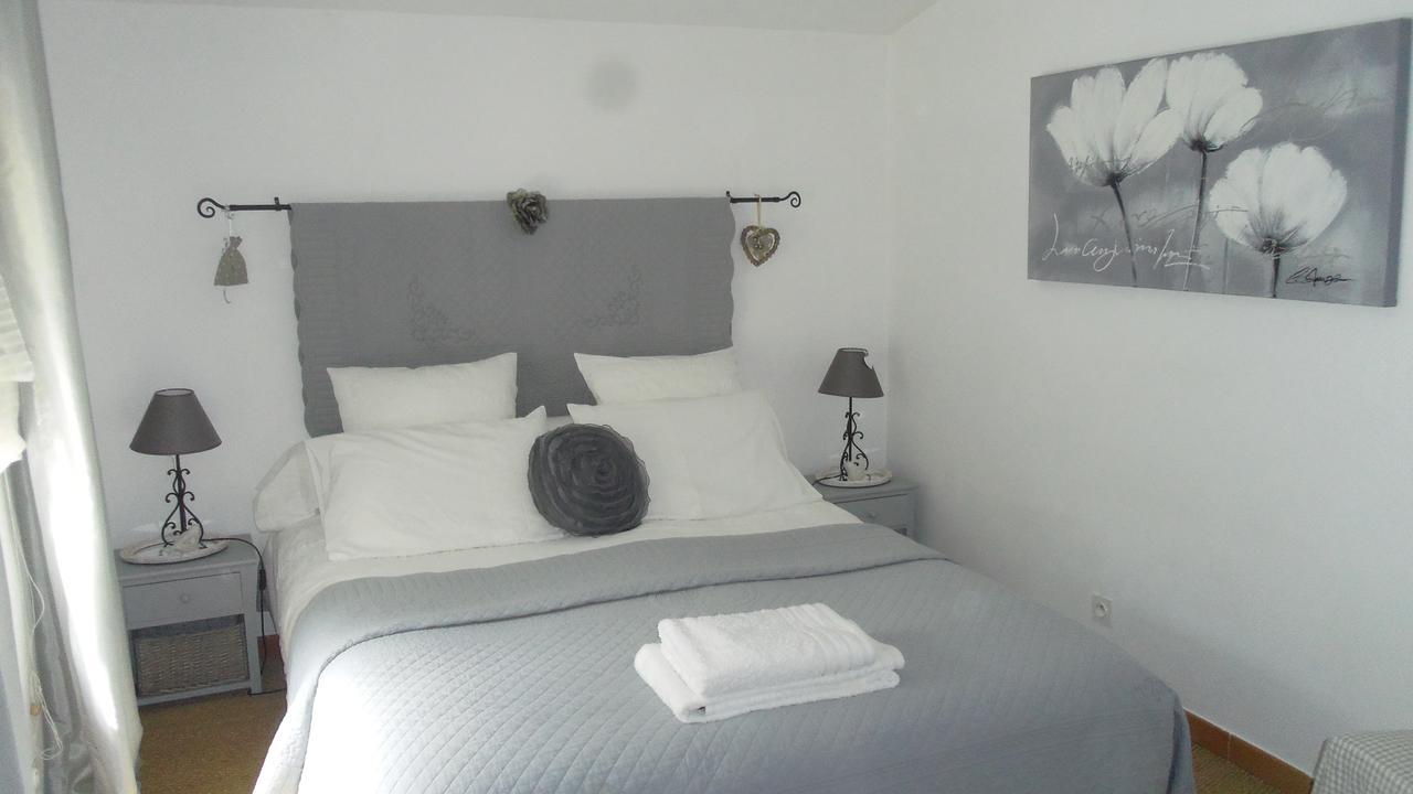 Bed and Breakfast Mas De L'Air - Maison De Charme Noves Exterior foto