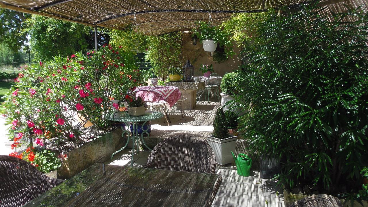 Bed and Breakfast Mas De L'Air - Maison De Charme Noves Exterior foto