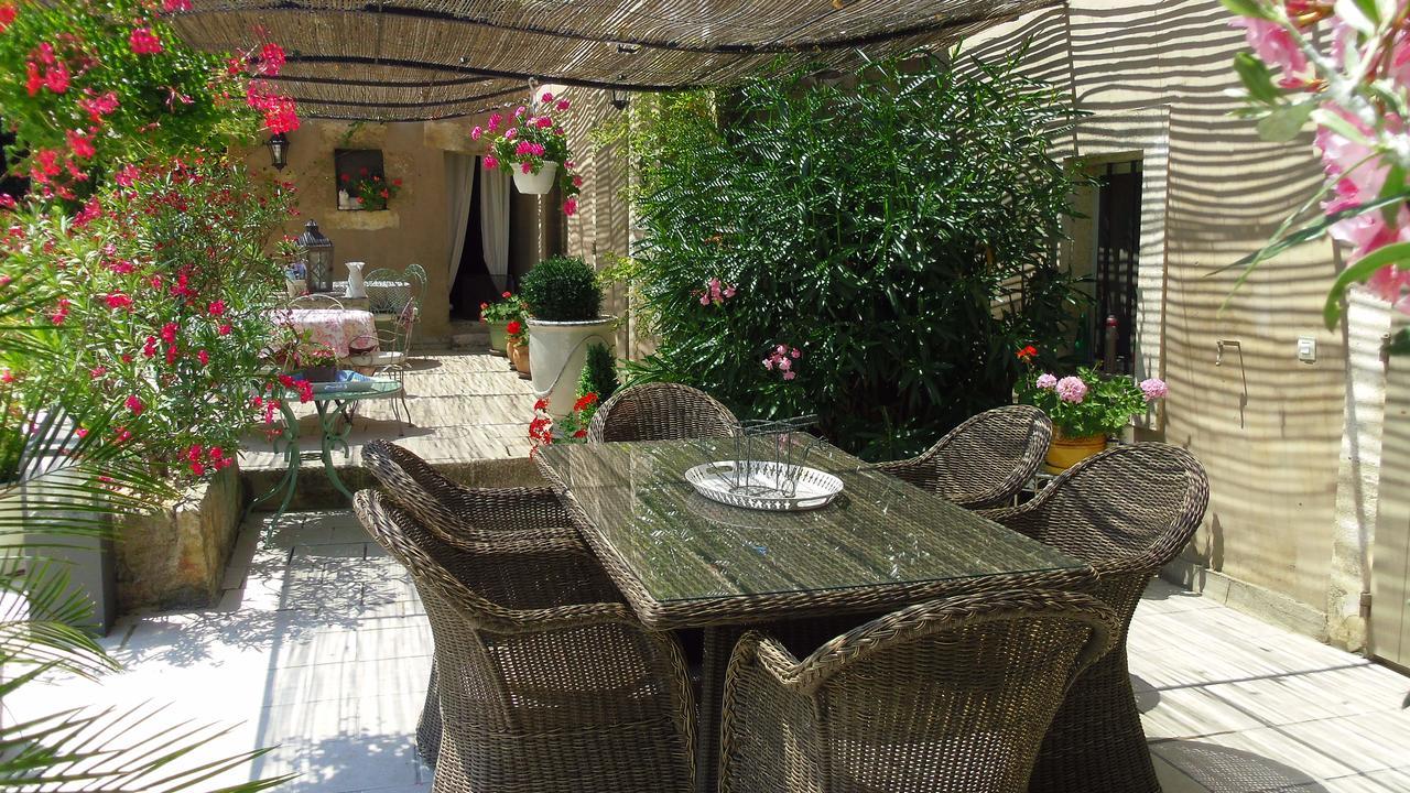 Bed and Breakfast Mas De L'Air - Maison De Charme Noves Exterior foto
